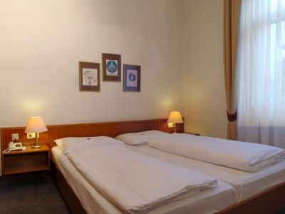 Goldenes Theater Hotel 4*